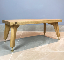 Load image into Gallery viewer, AUDIO Chic Naim Mu-so centre speaker stand with 4 legs all with adjust able speaker spikes for perfect placement.