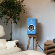 Load image into Gallery viewer, Focal Kanta N1 Speaker Stand 550mm tall speaker stand