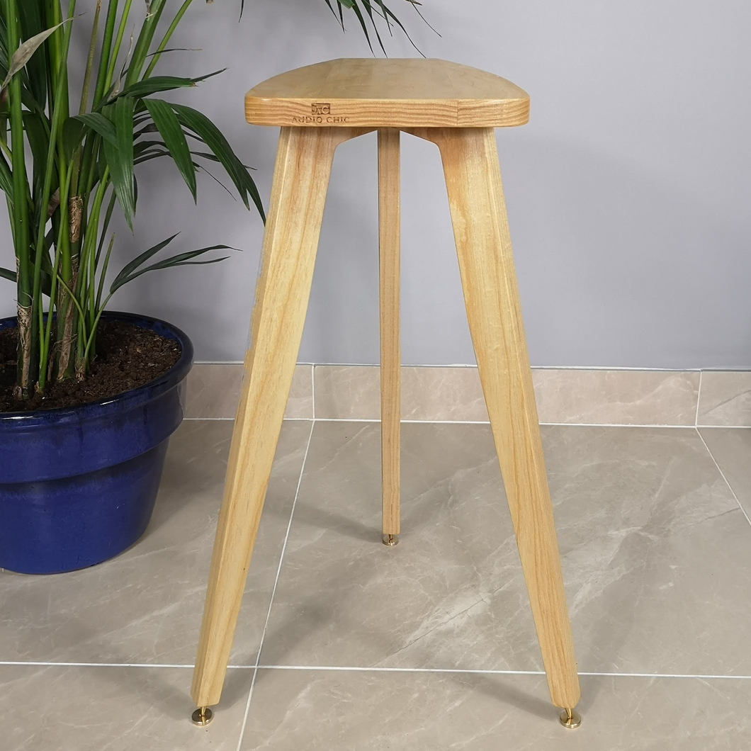 Fyne Audio F700 Shaped Top Plate speaker stand by audio chic.
