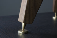 Load image into Gallery viewer, Speaker Spikes &amp; Discs for KEF R3 Speaker Stands