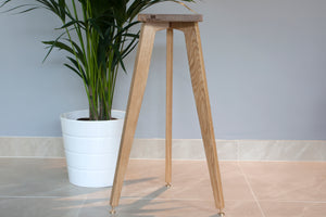 The Heron Tripod Hardwood Bookshelf Speaker Stands 700mm tall with speaker spikes and shoes