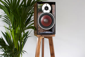 Dali Bookshelf loudspeakers Seamlessly fitted to the top of Audio Chic Heron Hardwood Speaker Stand
